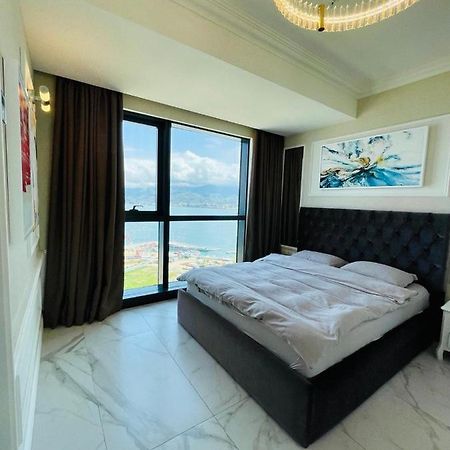 Balmaral Apart Hotel Batumi Eksteriør billede