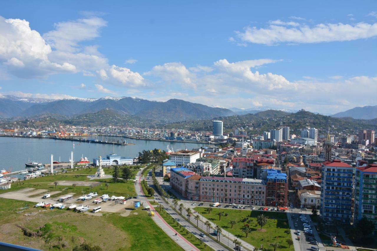 Balmaral Apart Hotel Batumi Eksteriør billede