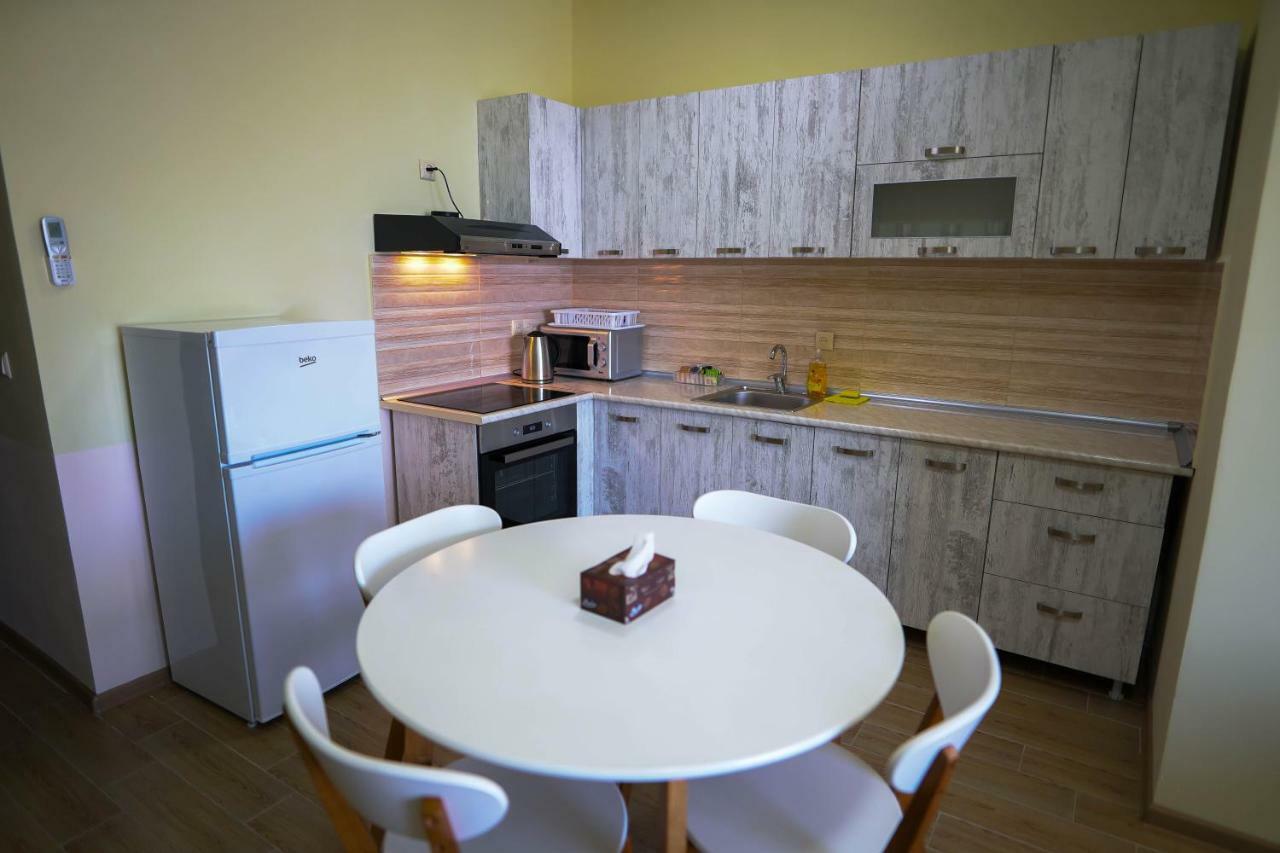 Balmaral Apart Hotel Batumi Eksteriør billede