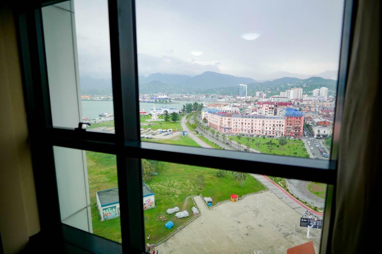 Balmaral Apart Hotel Batumi Eksteriør billede