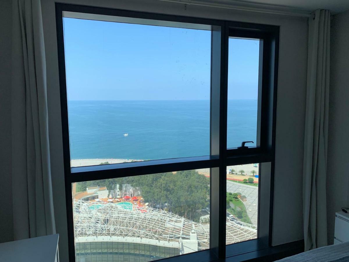 Balmaral Apart Hotel Batumi Eksteriør billede